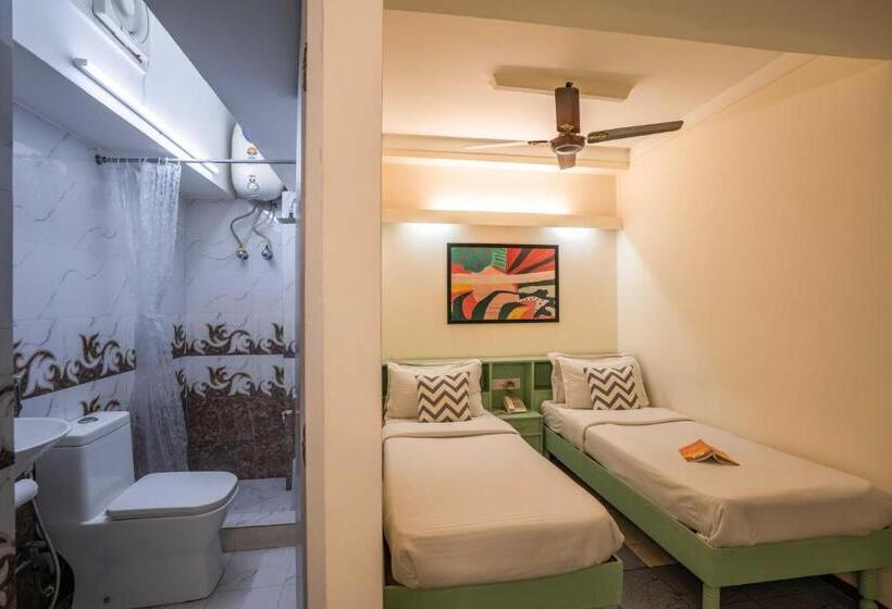 Номер Стандарт, Zostel Delhi