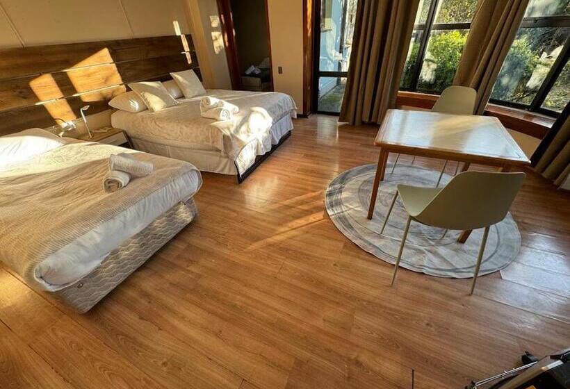 Номер Стандарт Трехместный, Sky Hotel Boutique