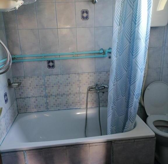 اتاق استاندارد, Guesthouse Djuro