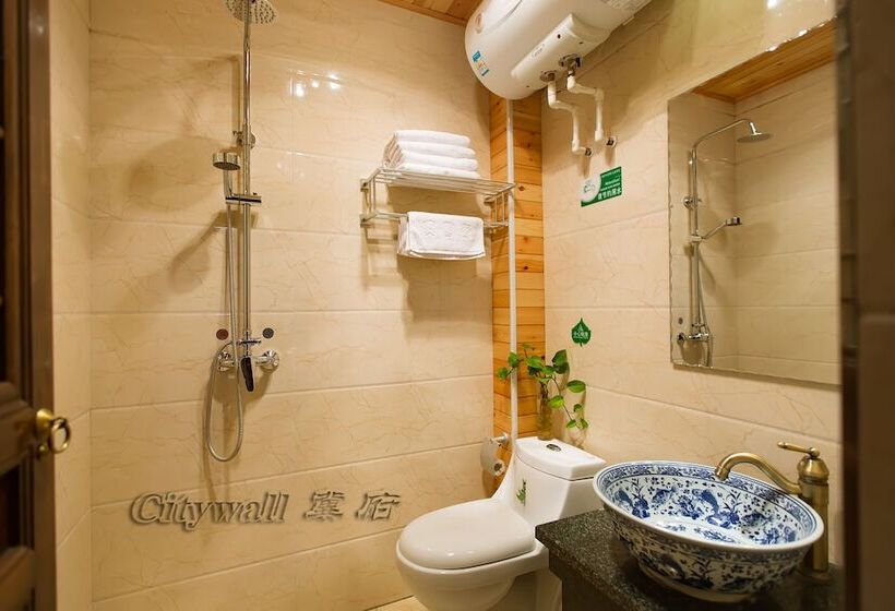 Номер Deluxe, City Wall Old House.ji Residence