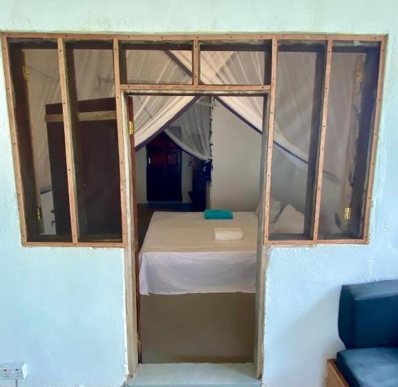 Номер Deluxe с Балконом, The Seles Boutique