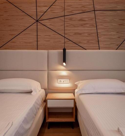 豪华工作室, Aboja Inn