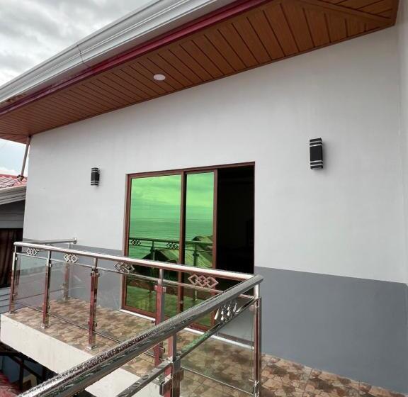 디럭스 패밀리 룸, Luxury Vacation House Oceanfront In Lila, Bohol