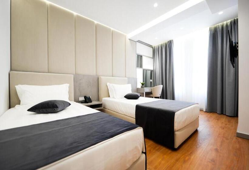 标准间, Naos Luxury