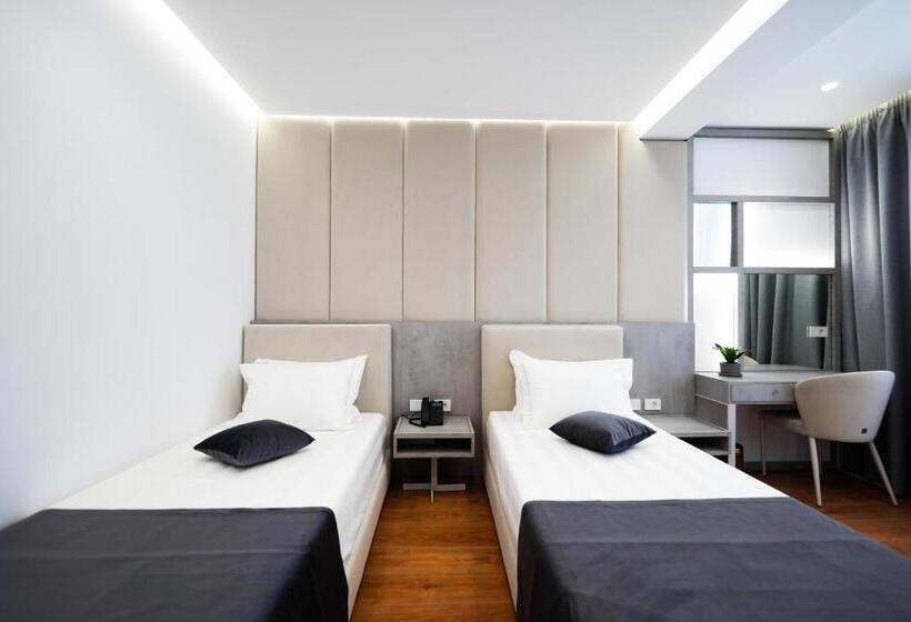 标准间, Naos Luxury
