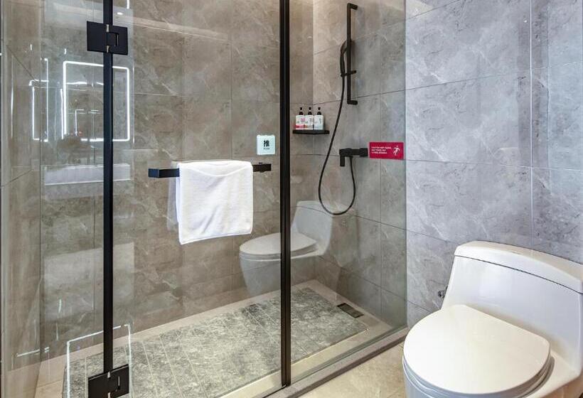 Семейный Номер, Echarm Hotel Hechi Bama Branch
