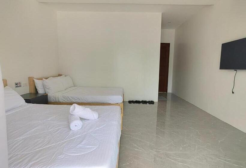 Семейный Номер, Pip.avenue Beach House