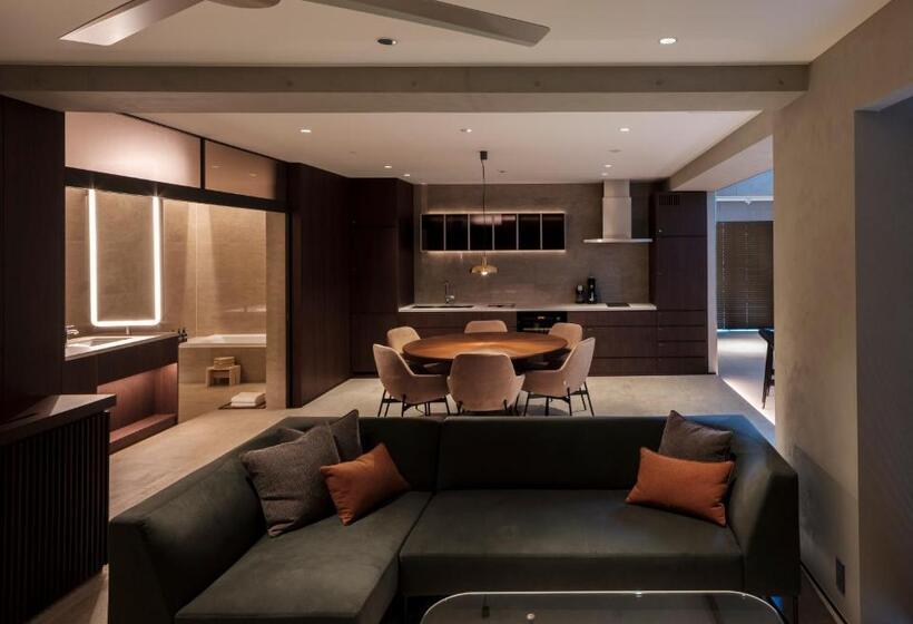 Номер Deluxe, Not A Hotel Fukuoka