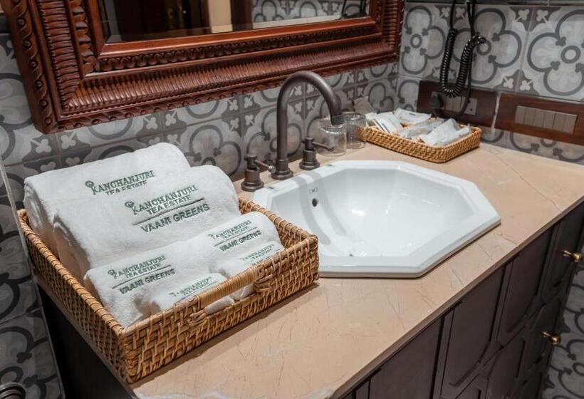 Люкс Deluxe Кровать Кинг, Vaani Greens Resort, Kaziranga