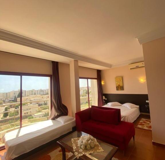 استودیو خانوادگی, Hôtel Galaxy