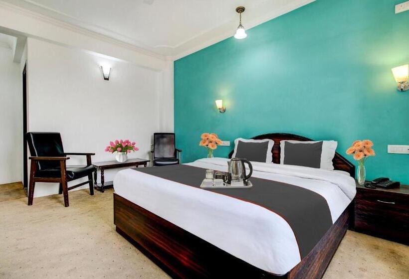 Номер Deluxe, Capital O Yasmin Resort