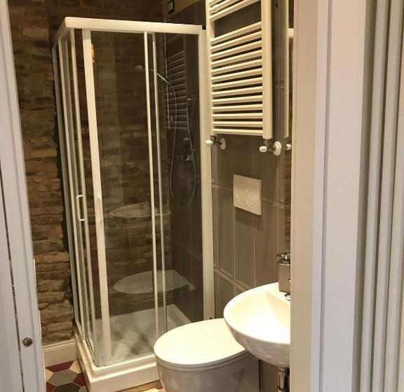 اتاق استاندارد, B&b Sotto La Torre
