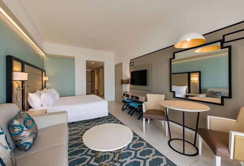 Номер Executive, Radisson Blu Resort Saidia Beach