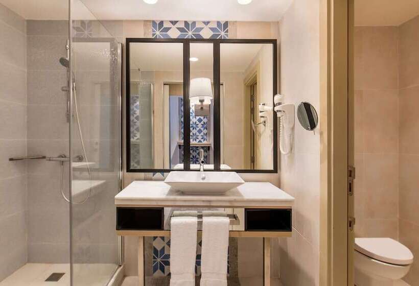 Номер Premium Боковой Вид на Море, Radisson Blu Resort Saidia Beach