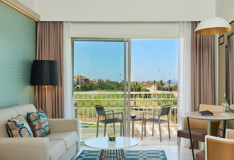 Номер Premium Боковой Вид на Море, Radisson Blu Resort Saidia Beach