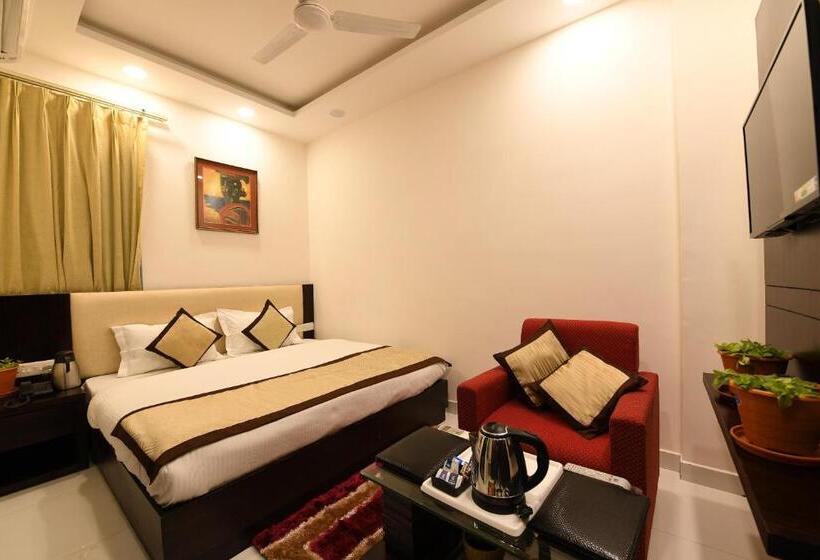 标准间, Madhav Muskan Residency