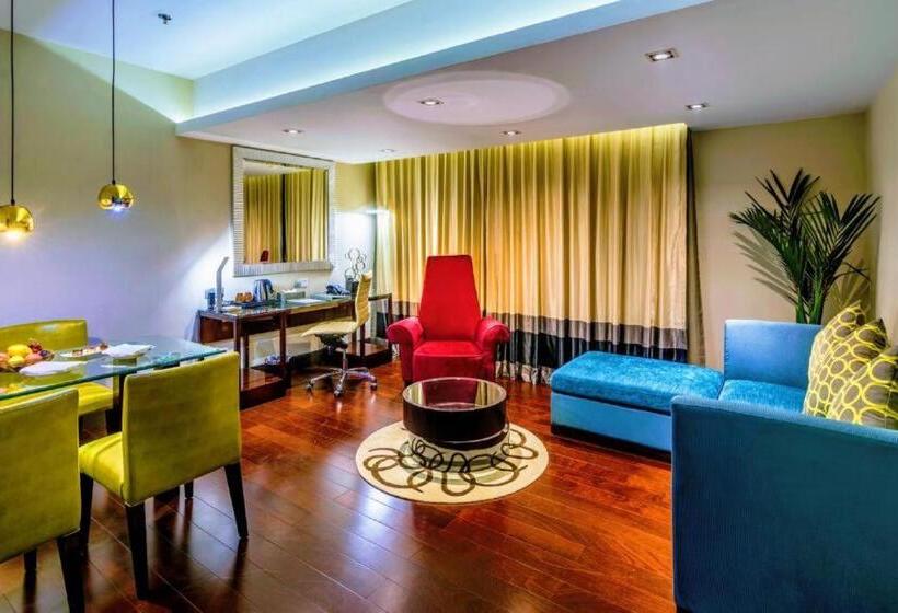 سوئیت با تخت بزرگ, The Raintree Dhaka   A Luxury Collection