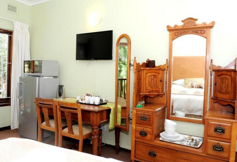 ファミリールーム, Oliveroom Self Catering And B&b