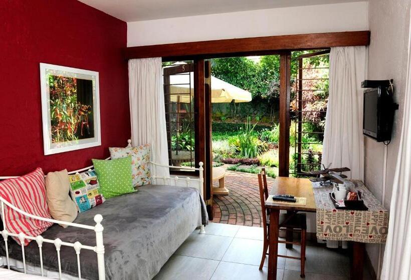 ファミリールーム, Oliveroom Self Catering And B&b