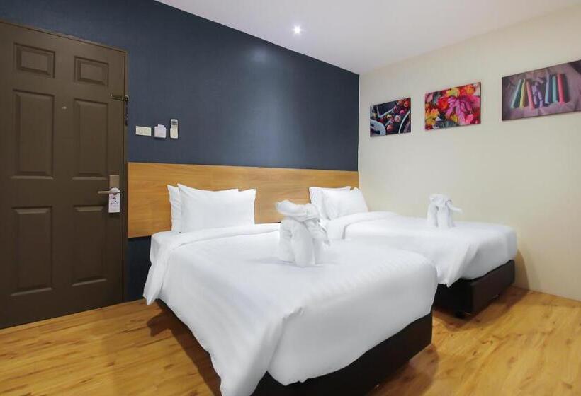 Номер Deluxe, Pula Silom