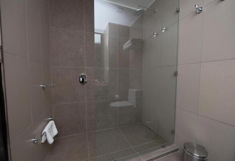 Номер Стандарт Трехместный, Keo Hotel   Ovalle Casino Resort