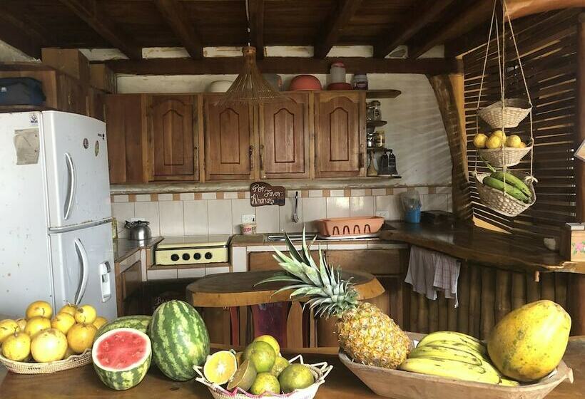 클래식 4인 룸, Hostal Rutamar