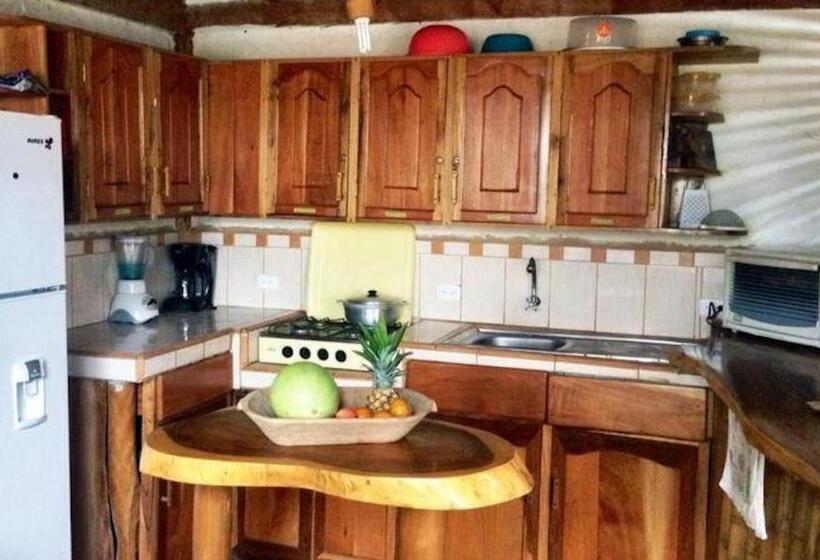 클래식 4인 룸, Hostal Rutamar