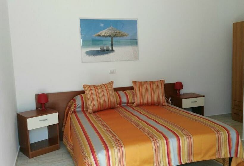 Номер Стандарт Трехместный, Villa Elisa