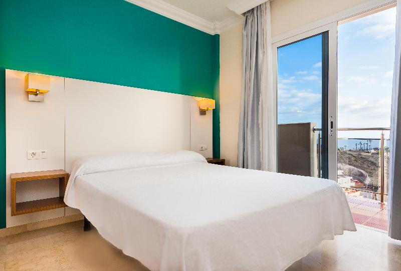 Номер Стандарт Вид на Море, Marina Di Petrolo Hotel & Spa