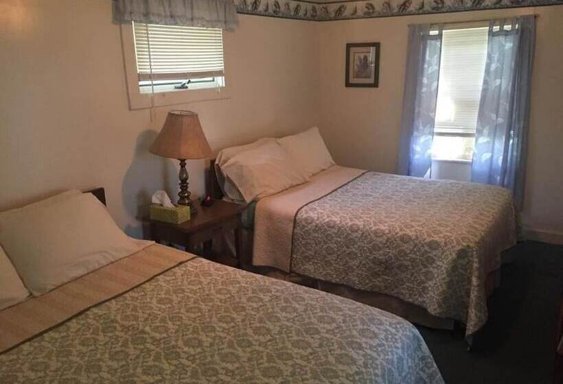 Номер Стандарт, Rock Ledge Motel