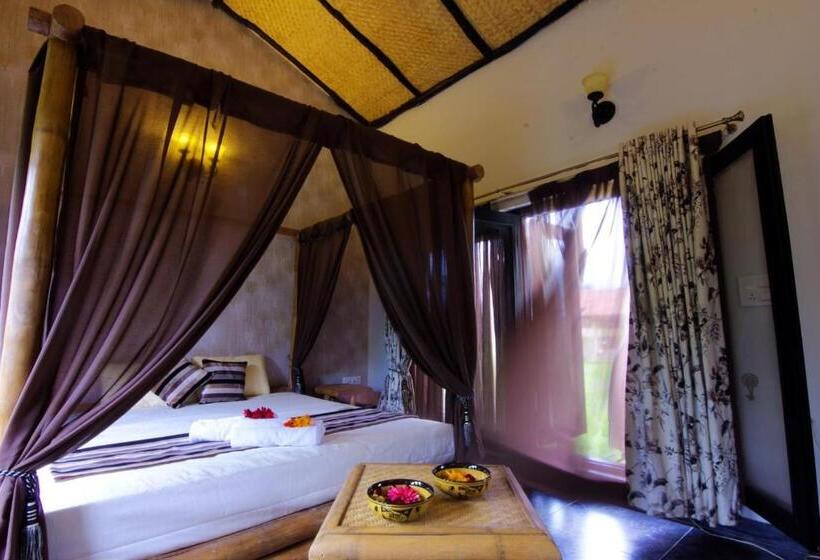 Хижина, Aranyak Resort