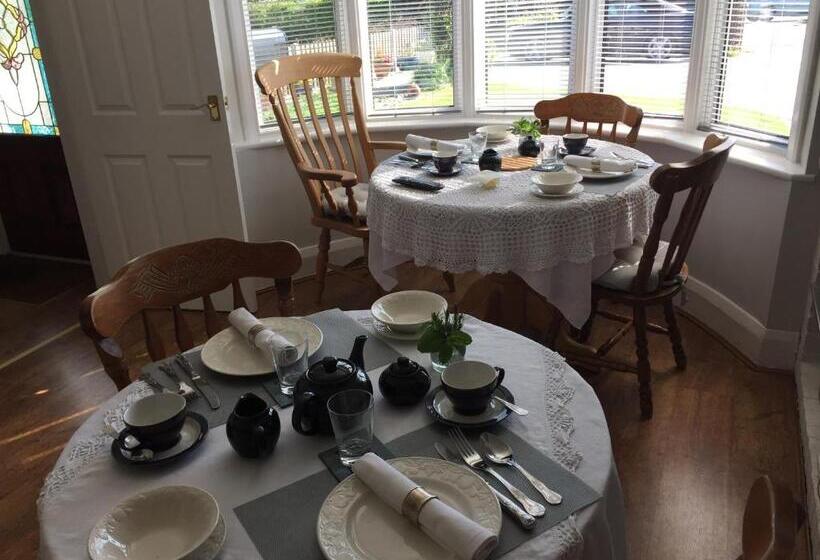スタンダードルーム, Southend Airport Bed & Breakfast