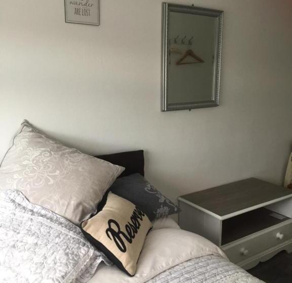 Номер Стандарт, Southend Airport Bed & Breakfast