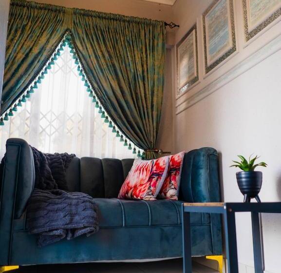 샬레, Plein On Suid Guesthouse