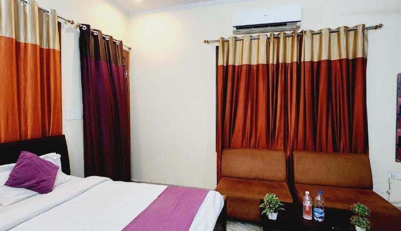 Standardzimmer, Prisha Stay