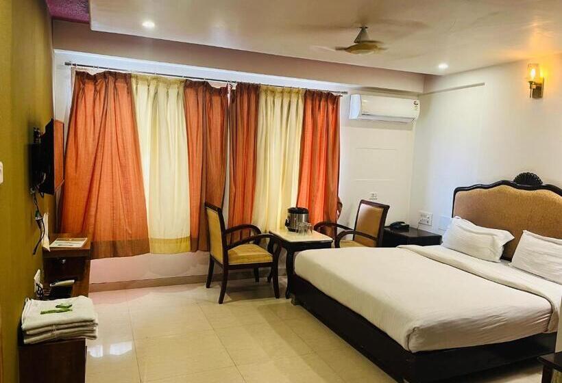 Номер Deluxe, Metro Hotel Nathdwara , 500mtr 10min Walking From Shreenathji Temple