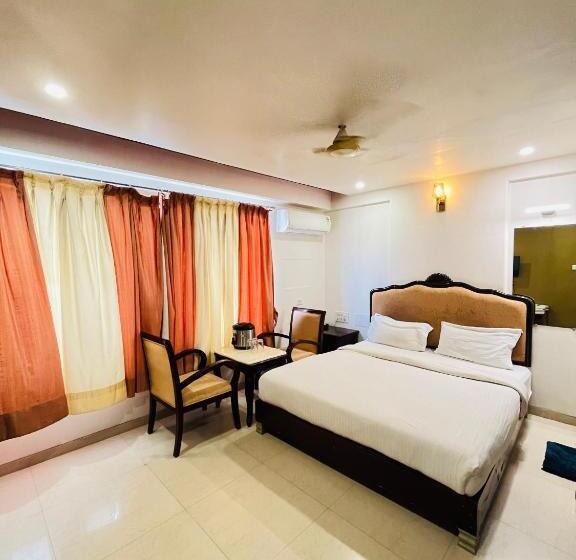 Номер Deluxe, Metro Hotel Nathdwara , 500mtr 10min Walking From Shreenathji Temple