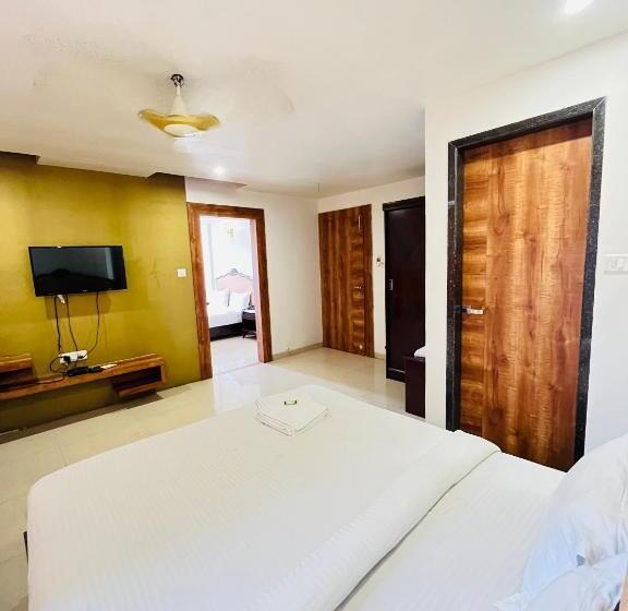 Президентский Люкс, Metro Hotel Nathdwara , 500mtr 10min Walking From Shreenathji Temple