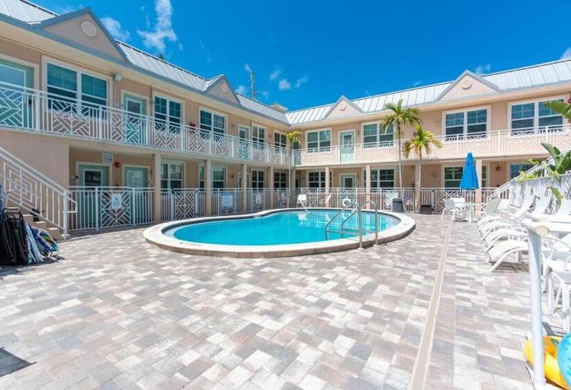 דירת חדר, Clearwater Beach Suites #105