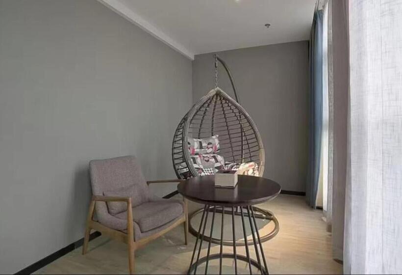 Номер Deluxe, Mehood Lestie Hotel   Xi An Jiaotong University Xijing Hospital Changle Park Metro Station