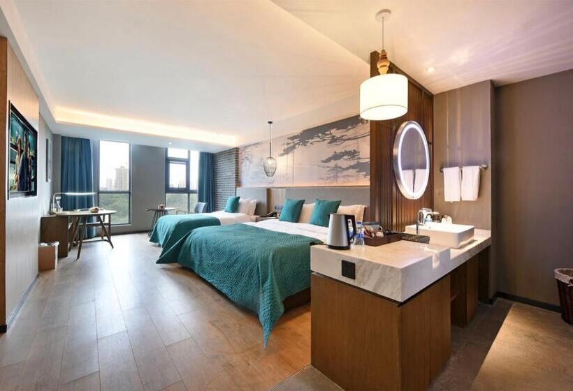 Номер Deluxe, Mehood Lestie Hotel   Xi An Jiaotong University Xijing Hospital Changle Park Metro Station