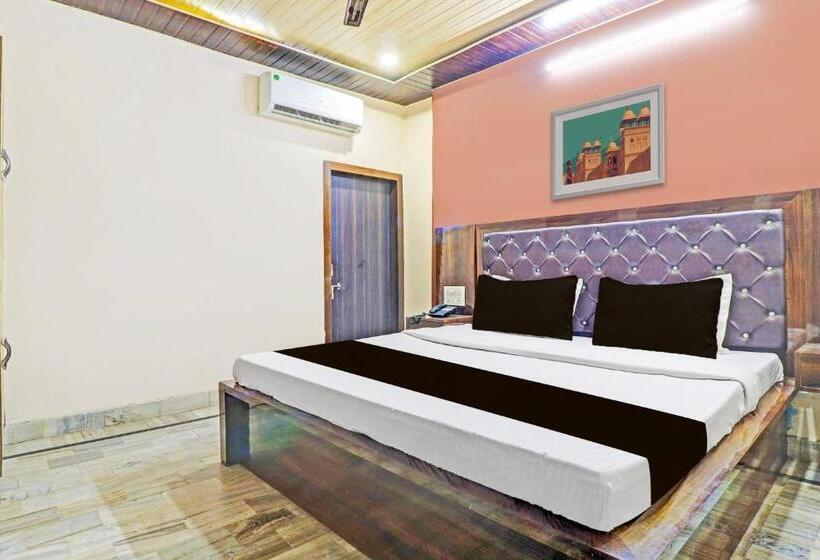 Трехместный Номер Классика, O Galaxy Inn