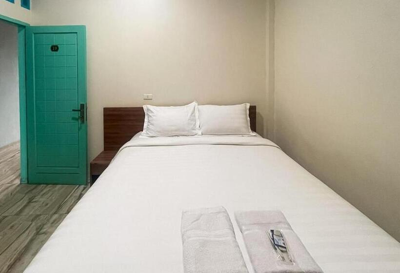 Номер Стандарт, Reddoorz Near Kantor Bupati Tapanuli Tengah Aek Tolang