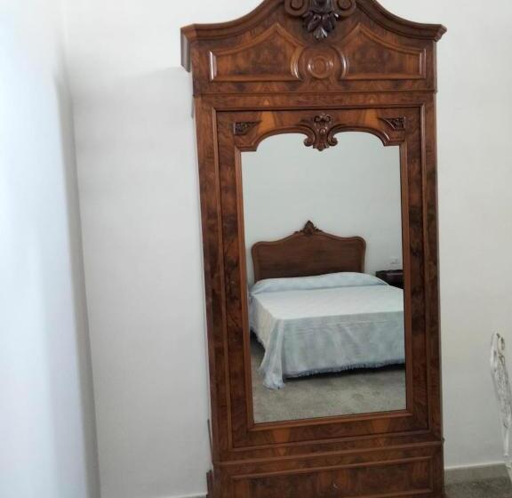 Номер Стандарт, La Dormeuse