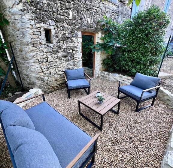 Номер Стандарт с Террасой, Chambre D Hôte Lavande Lit King Size Double Lits Jumeaux Salle De Bain Et Terrasse Privatives