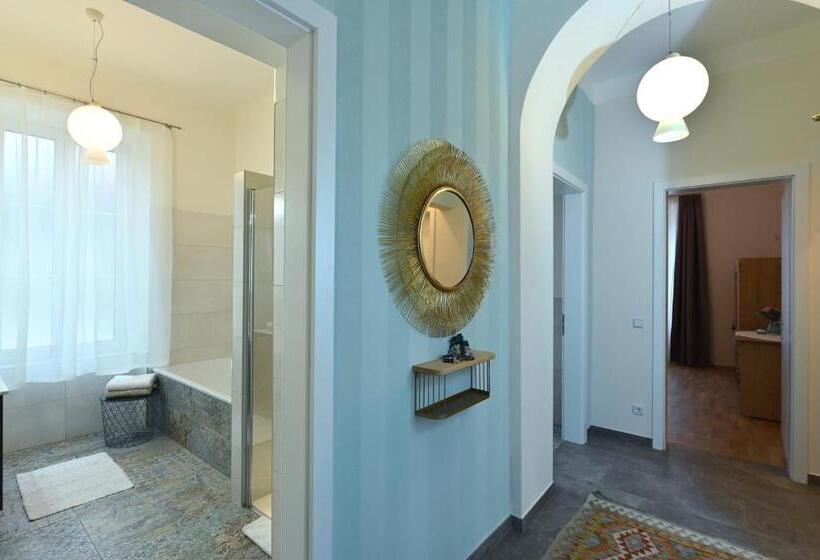آپارتمان لوکس 2 خوابه, Villa Gloriette   Boutiqueappartements Am Wörthersee