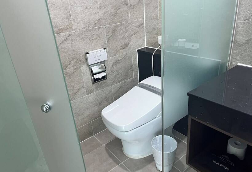 Семейный Номер, Raonstay In Perla