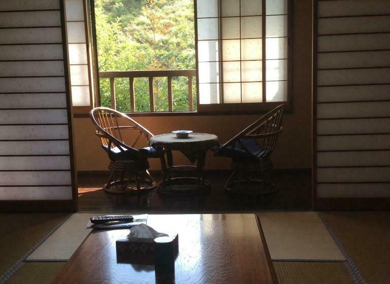 غرفة قياسية رباعية, Oogi Onsen Oogiso