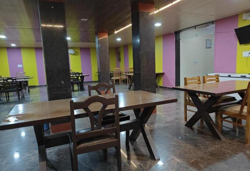 豪华房间, Shyam Sarover And Restaurant