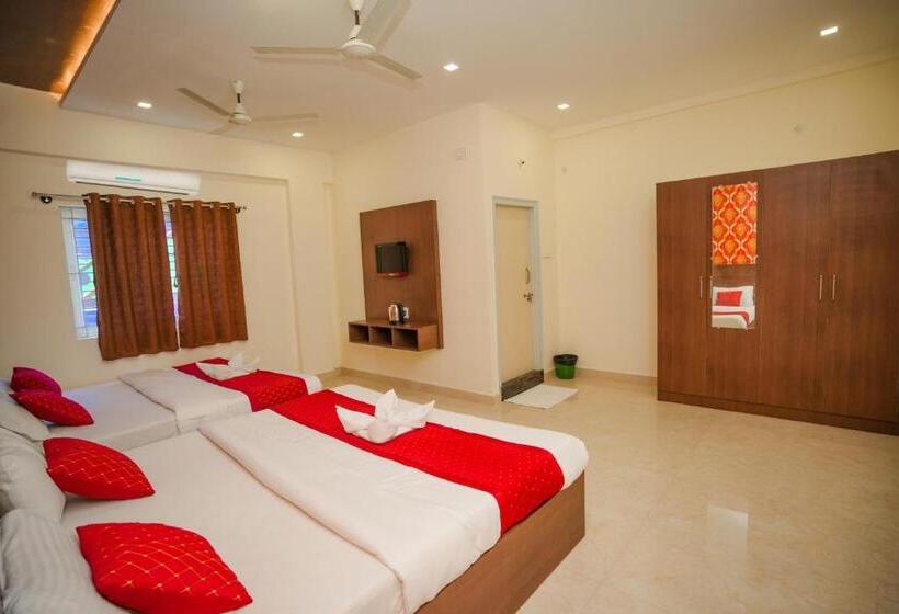 Четырехместный Номер Deluxe, My Rooms Channapatna